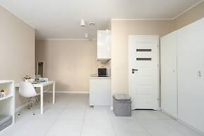 Comfortable Studio in Poznan by Renters
