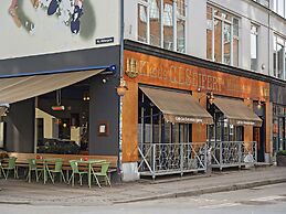 Sanders Tivoli 1- Lovely 2-bdr Apt Near Tivoli