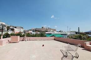 Elegant Studio at the Acropolis Hills