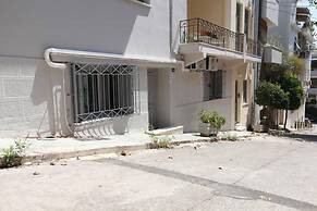 Elegant Studio at the Acropolis Hills