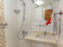 Crown Point Beach Hotel