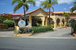 Crown Point Beach Hotel