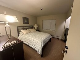 The Oaks B&B Hotel and Spiritual Center