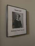 The Oaks B&B Hotel and Spiritual Center