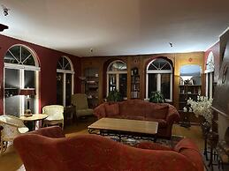 The Oaks B&B Hotel and Spiritual Center