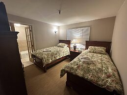 The Oaks B&B Hotel and Spiritual Center