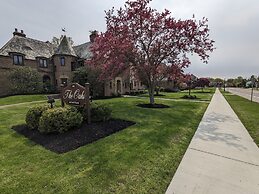 The Oaks B&B Hotel and Spiritual Center