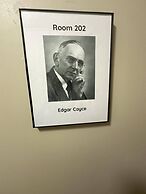 The Oaks B&B Hotel and Spiritual Center