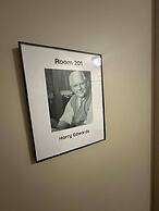 The Oaks B&B Hotel and Spiritual Center