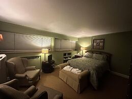 The Oaks B&B Hotel and Spiritual Center