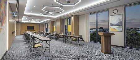 Hampton By Hilton Antalya Airport