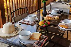 Dollywood Delights by Ghosal Luxury Lodging