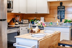 Dollywood Delights by Ghosal Luxury Lodging