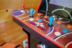 Dollywood Delights by Ghosal Luxury Lodging