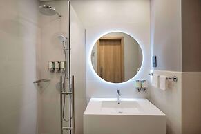 Hampton by Hilton Sharma NEOM Community 1