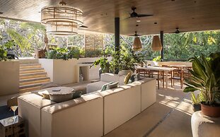 Silvestre Nosara, Hotel & Residences