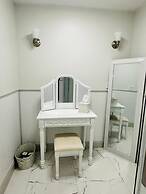 The Hamilton Hoppin House