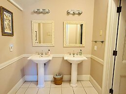 The Hamilton Hoppin House