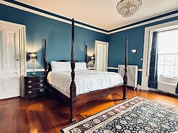 The Hamilton Hoppin House