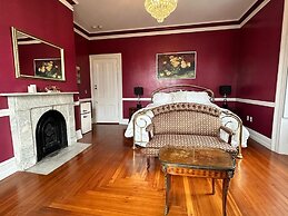 The Hamilton Hoppin House