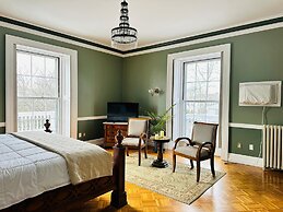 The Hamilton Hoppin House