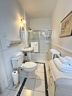 The Hamilton Hoppin House