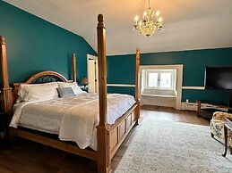 The Hamilton Hoppin House