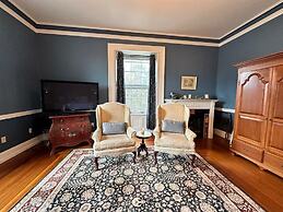 The Hamilton Hoppin House