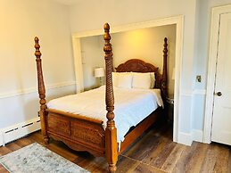 The Hamilton Hoppin House