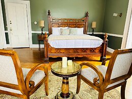 The Hamilton Hoppin House