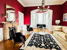 The Hamilton Hoppin House