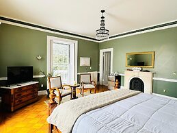 The Hamilton Hoppin House