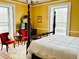 The Hamilton Hoppin House