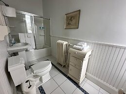 The Hamilton Hoppin House