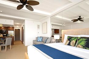 Whaler Resort by KBM