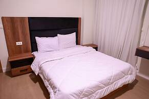 4 BDR Apt. - Boulevard Mivida