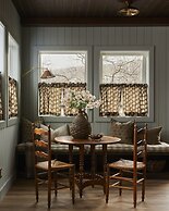 The June Motel, Beaver Valley