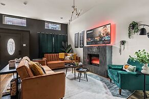 Charming Historic Gem Heart of Philly 2B