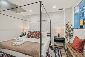 Charming Historic Gem Heart of Philly 2B