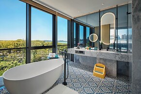 Hotel Indigo Suzhou Jinji Lake by IHG