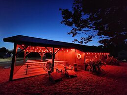 The Lakehouse Inn at Sledd Creek