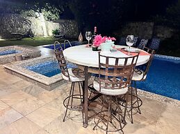 Casa Ndomi Valle de Bravo