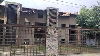 Casa Ndomi Valle de Bravo