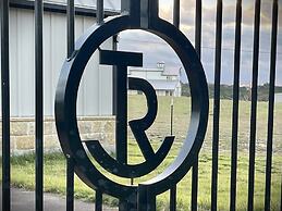 Twin Canyons Ranch Luxury Ranch Villas