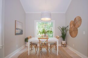 Charming 2 Bed 2 Bath Home Near Ocean Creek Golf Course