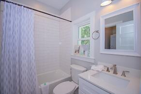 Charming 2 Bed 2 Bath Home Near Ocean Creek Golf Course