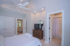 Charming 2 Bed 2 Bath Home Near Ocean Creek Golf Course