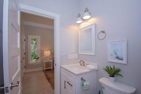 Charming 2 Bed 2 Bath Home Near Ocean Creek Golf Course