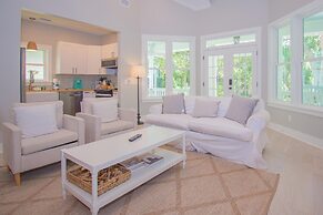 Charming 2 Bed 2 Bath Home Near Ocean Creek Golf Course