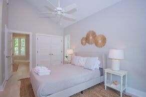 Charming 2 Bed 2 Bath Home Near Ocean Creek Golf Course